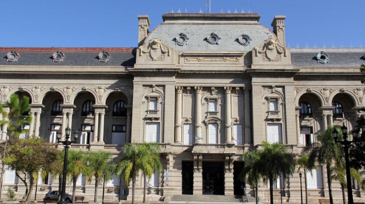 Se reúne la paritaria central y la de Salud