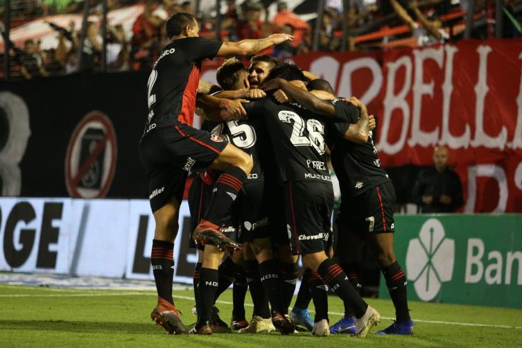 Newell’s busca las copas. Godoy Cruz, cambiar la imagen