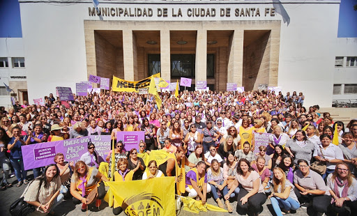 Paro de mujeres en la Municipalidad