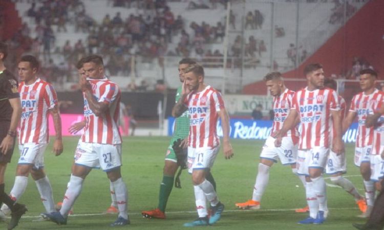 Unión tendrá tres jugadores con cuatro amarillas en el plantel