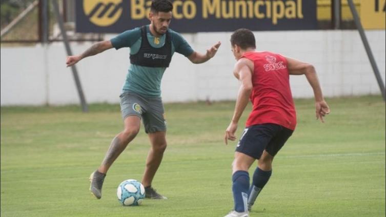 Los alternativos de Rosario Central derrotaron a Central Córdoba