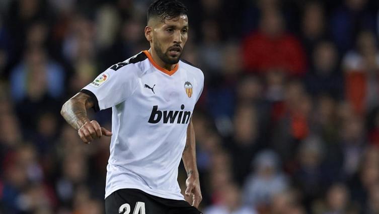 Ezequiel Garay aseguró que tiene coronavirus 