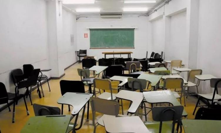 Senadores de la UCR solicitan la suspensión del dictado de clases