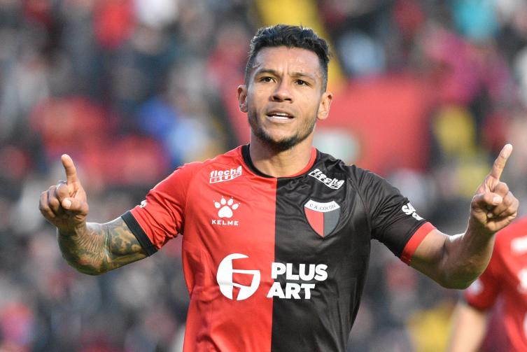 Wilson Morelo mostró cómo pasa su cuarentena