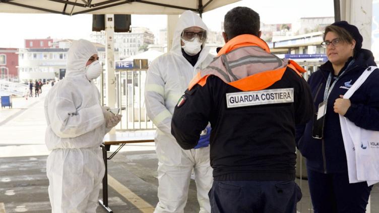 Italia: leves bajas en cantidad de contagios y víctimas por segundo día consecutivo