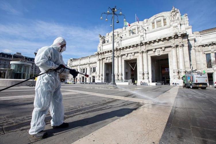 Otro día negro en Italia: murieron 743 personas