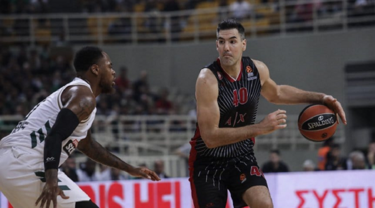 Italia suspenderá la Liga de básquet y Luis Scola quedó varado allá