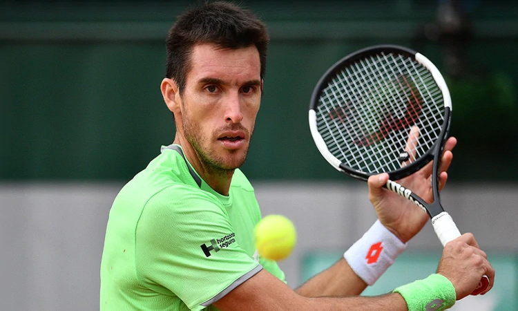 La valiosa donación de Leonardo Mayer para luchar contra el coronavirus en Corrientes