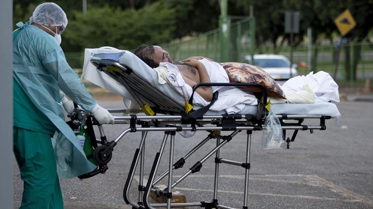 Brasil reporta 67 muertos en un día y los fallecidos suman 553