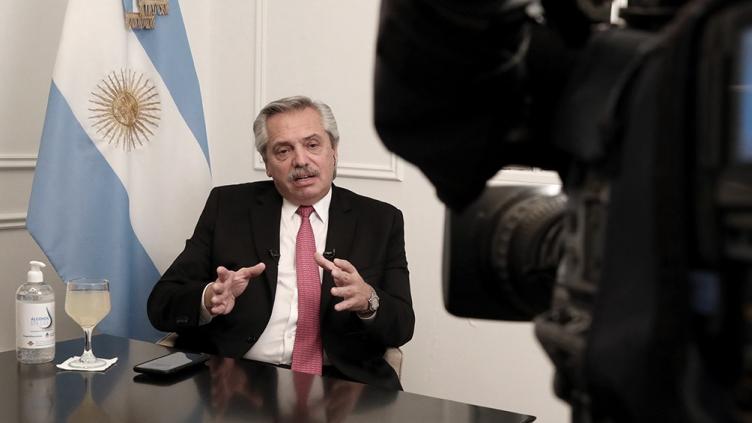 Alberto Fernández: 