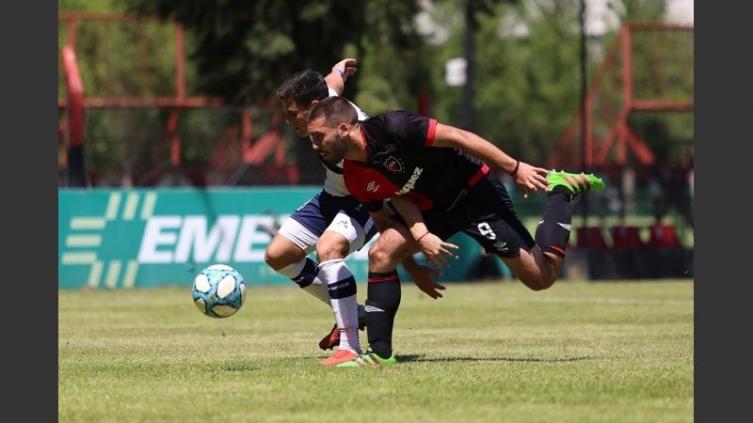 Tobías Donsanti, el artillero de la Reserva leprosa que quiere Talleres: 