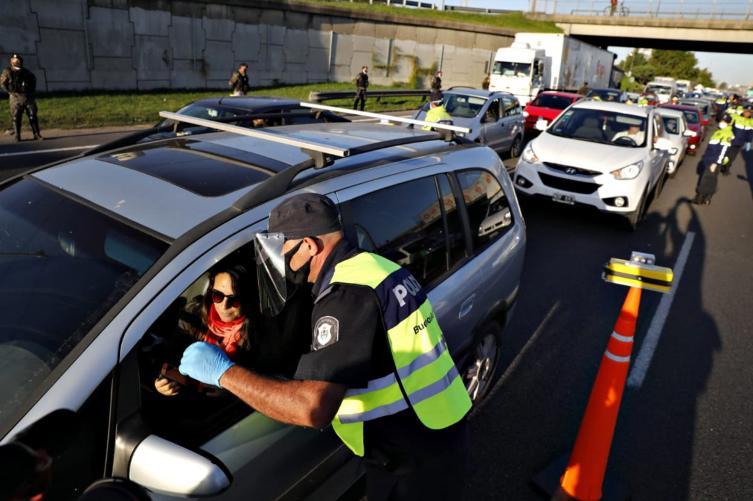 Fuertes controles en todo el país para evitar el turismo interno