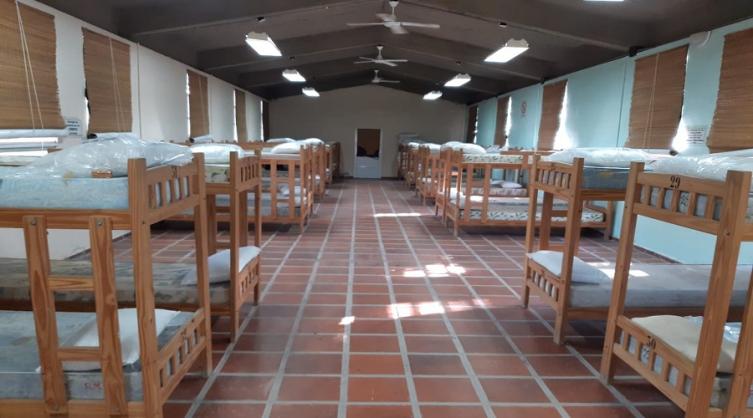 Camas leves para pacientes que se puedan contagiar de coronavirus
