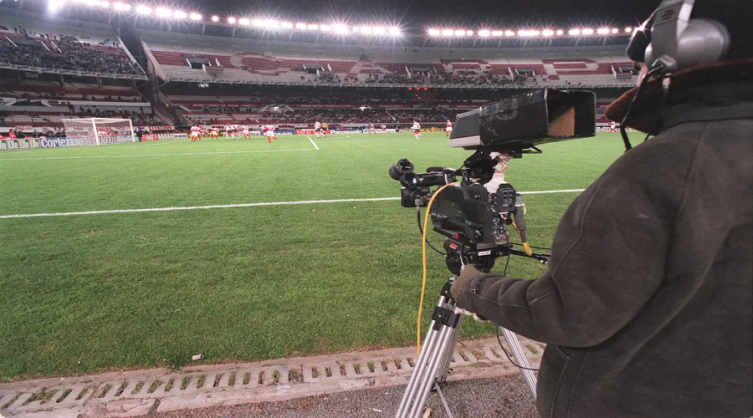 El boletín que decreta el final: la condición que anularía el fútbol en todo 2020