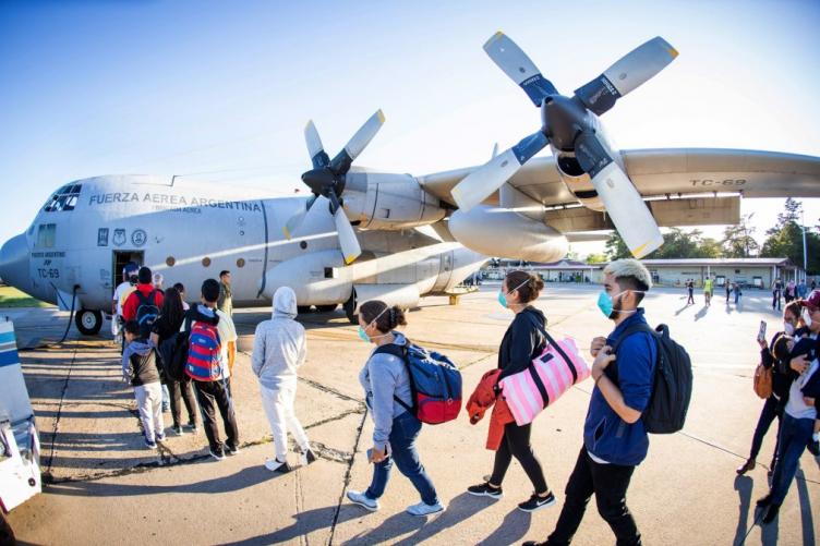 Aerolíneas Argentinas anunció dos vuelos especiales de repatriación