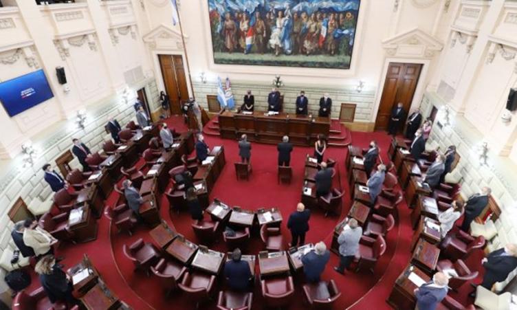 “Vemos con preocupación la falta de anuncios económicos y para los Municipios y Comunas”