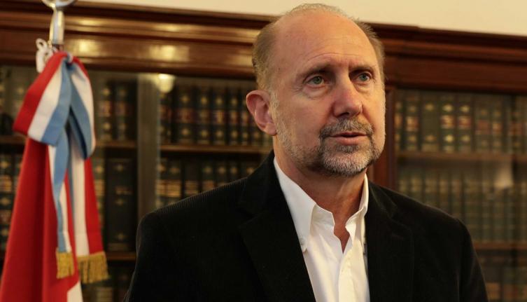 Se flexibilizan actividades en toda la provincia, menos en Santa Fe y Rosario