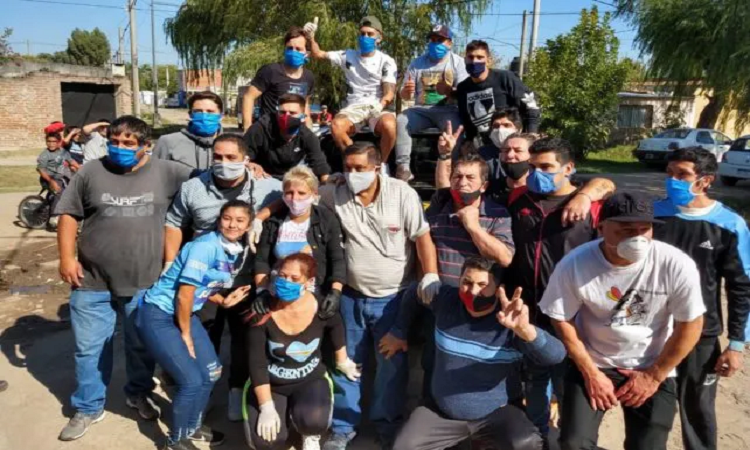 Jugadores de Colón solidarios