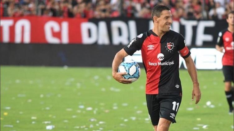 Maxi Rodríguez, más motivado que nunca y a la espera de la vuelta de Scocco