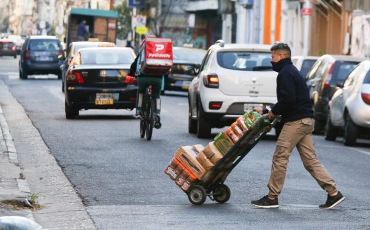 El Gobierno habilitó nuevas actividades en Mendoza, Salta y Jujuy