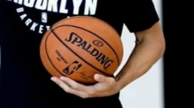 NBA. El traspaso menos esperado: Wilson reemplazará a Spalding como balón oficial