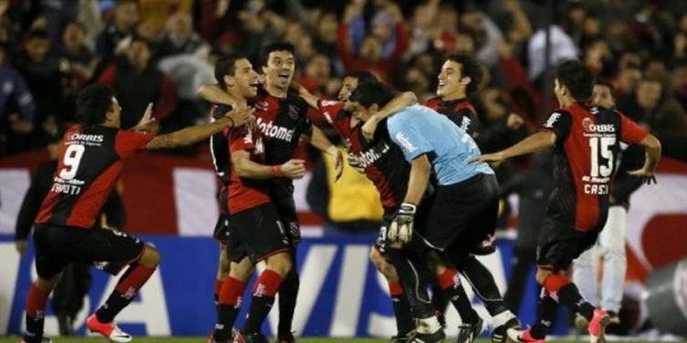 La curiosa anécdota entre Maxi Rodríguez y el Patón Guzmán cuando Newell's eliminó a Boca