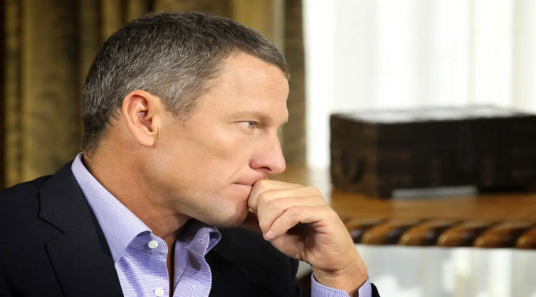 Confesión de Lance Armstrong sobre sus comienzos en el doping y el posible vínculo con el cáncer