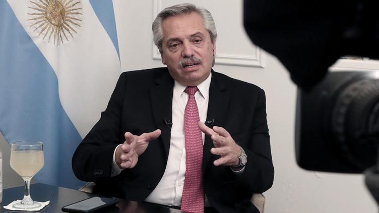 El Presidente dijo que dará a conocer las bases de un 