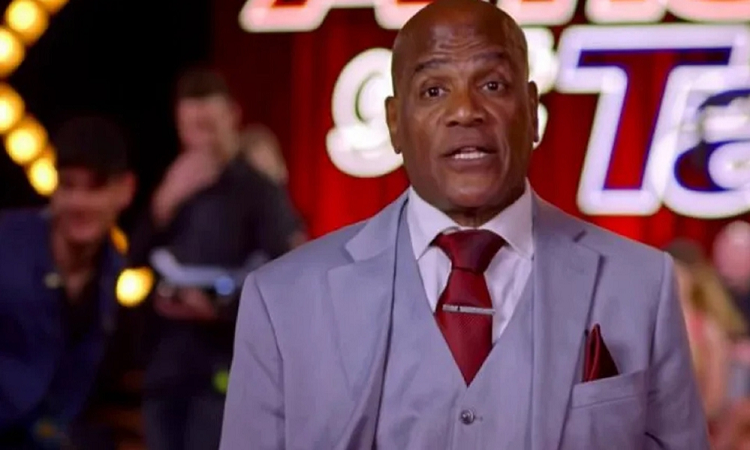 Estuvo preso 37 años por un crimen que no cometió y hoy conmueve con su voz en “America’s Got Talent”
