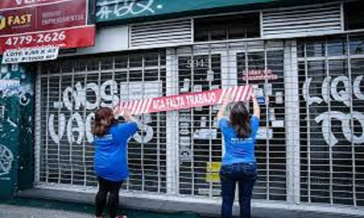 Alrededor de 300 empleados de comercio quedaron desocupados en la ciudad