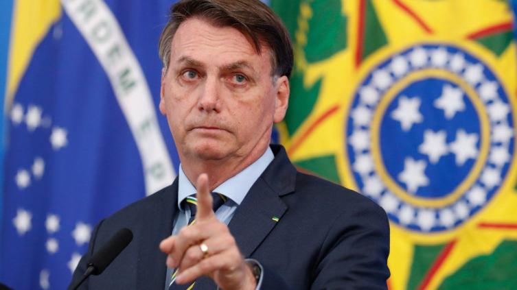 Bolsonaro amenaza con salir de la OMS y minimiza crítica que le hizo Trump