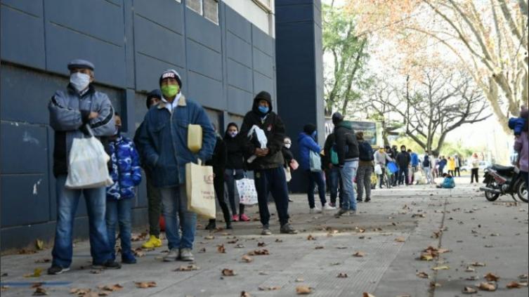 Imágenes: Newell's y Rosario Central hicieron locro solidario