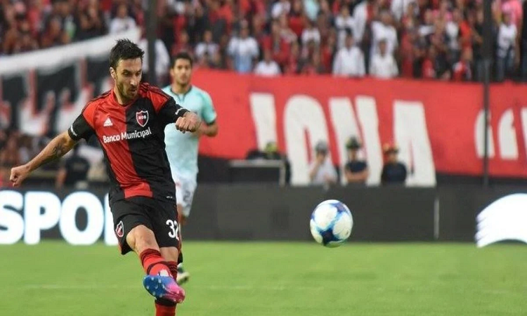 Los premios por objetivos personales, lo que falta definir entre Newell's y Scocco