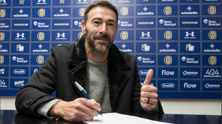 Kily González puso la firma en Central hasta diciembre del año que viene