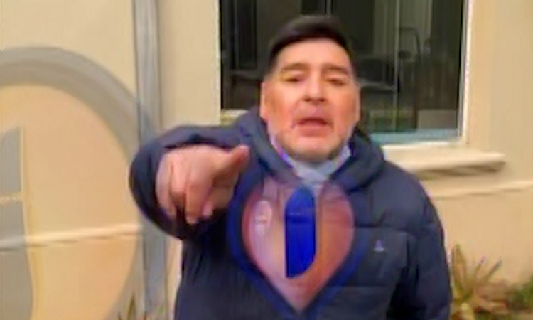 Nuevo video de Diego Maradona, en medio de su pelea con Dalma y Gianinna
