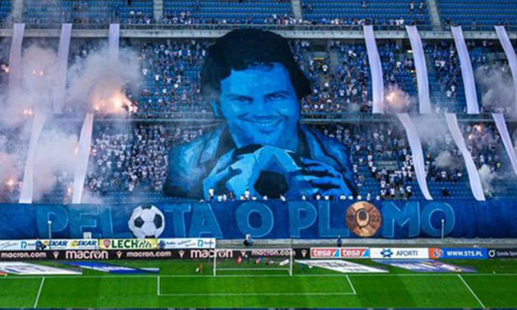 “Pelota o plomo”: la amenaza de un equipo polaco que utilizó la imagen de Pablo Escobar