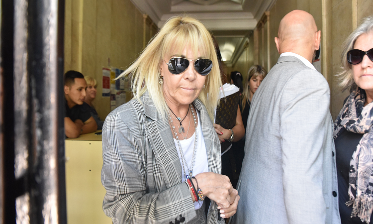 Claudia Villafañe iniciará acciones legales contra Diego Maradona por lo que revela en su serie