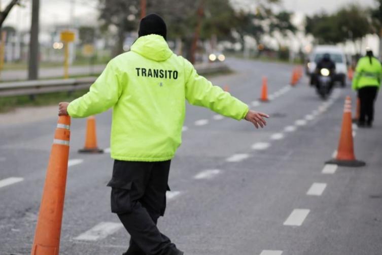 Controles y servicios municipales durante el fin de semana largo