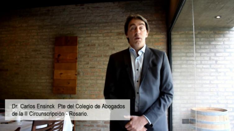 Denuncia penal contra el Arzobispado local por “usurpar funciones del Estado