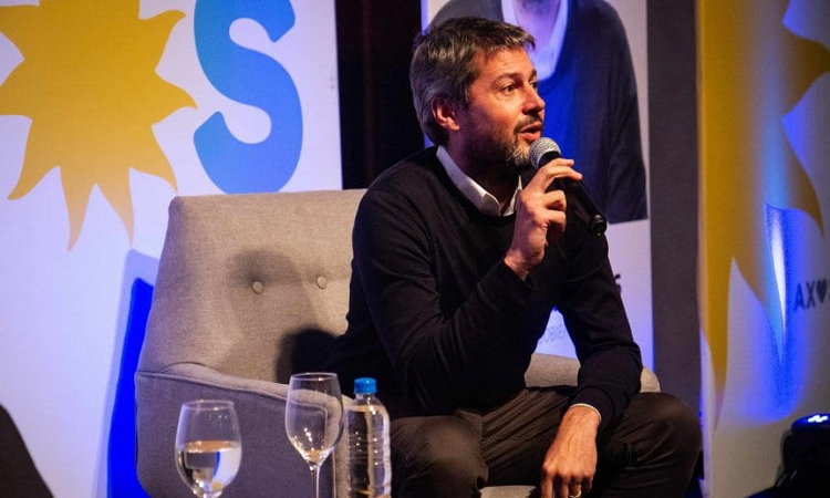 Para Lammens, habrá entrenamientos solamente si se avanza de fase en el AMBA