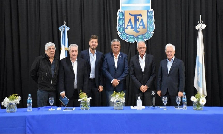 El 3 de agosto, la fecha en la que volverían los entrenamientos en el fútbol argentino