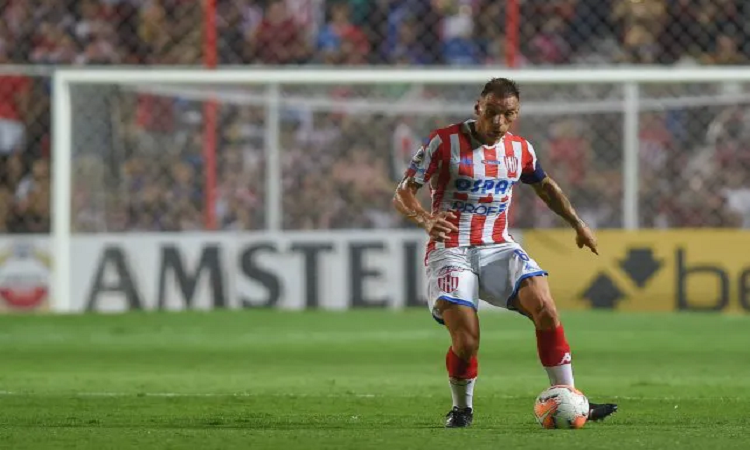 Jonathan Bottinelli seguiría en Unión