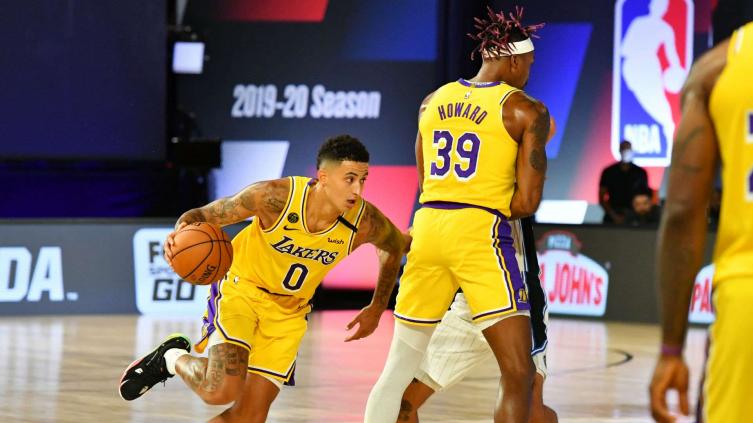 Los Lakers vencieron a Orlando en un amistoso