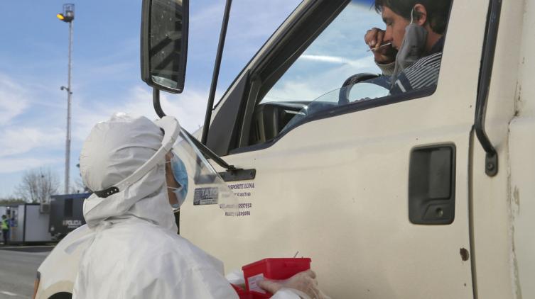 Autopista Rosario-Buenos Aires: Se realizaron 3200 test de olfato 