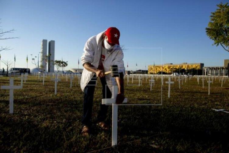 Brasil superó las 90.000 muertes por coronavirus