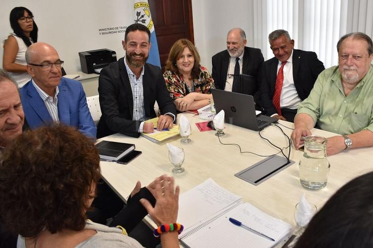 Lo que dejó la reunión paritaria con los gremios docentes