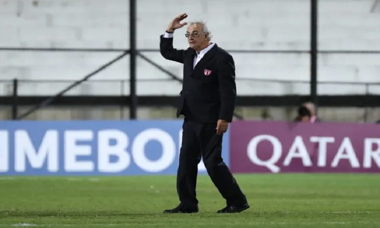 Jorge Fossati reconoció a los hinchas de Colón 
