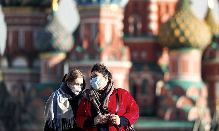 Rusia anunció que en octubre comenzará a vacunar masivamente y sin cargo contra el coronavirus