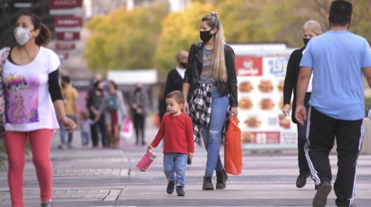 Récord de contagios en un día en el país: 7.147 nuevos casos de Covid