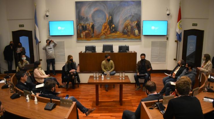 El Concejo presenta el proyecto “Ciudad 30”